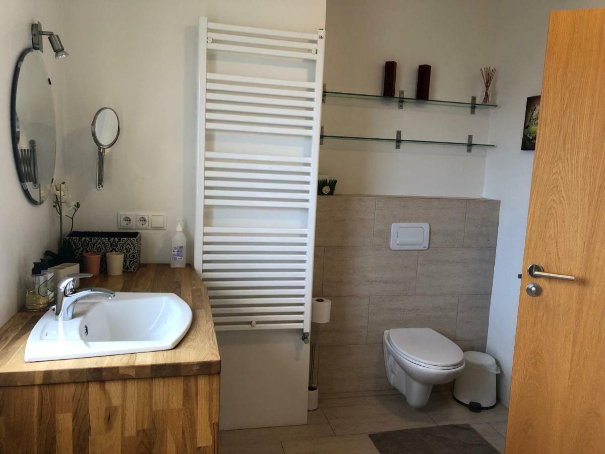 Melas 9 Guesthouse Keflavik Dış mekan fotoğraf