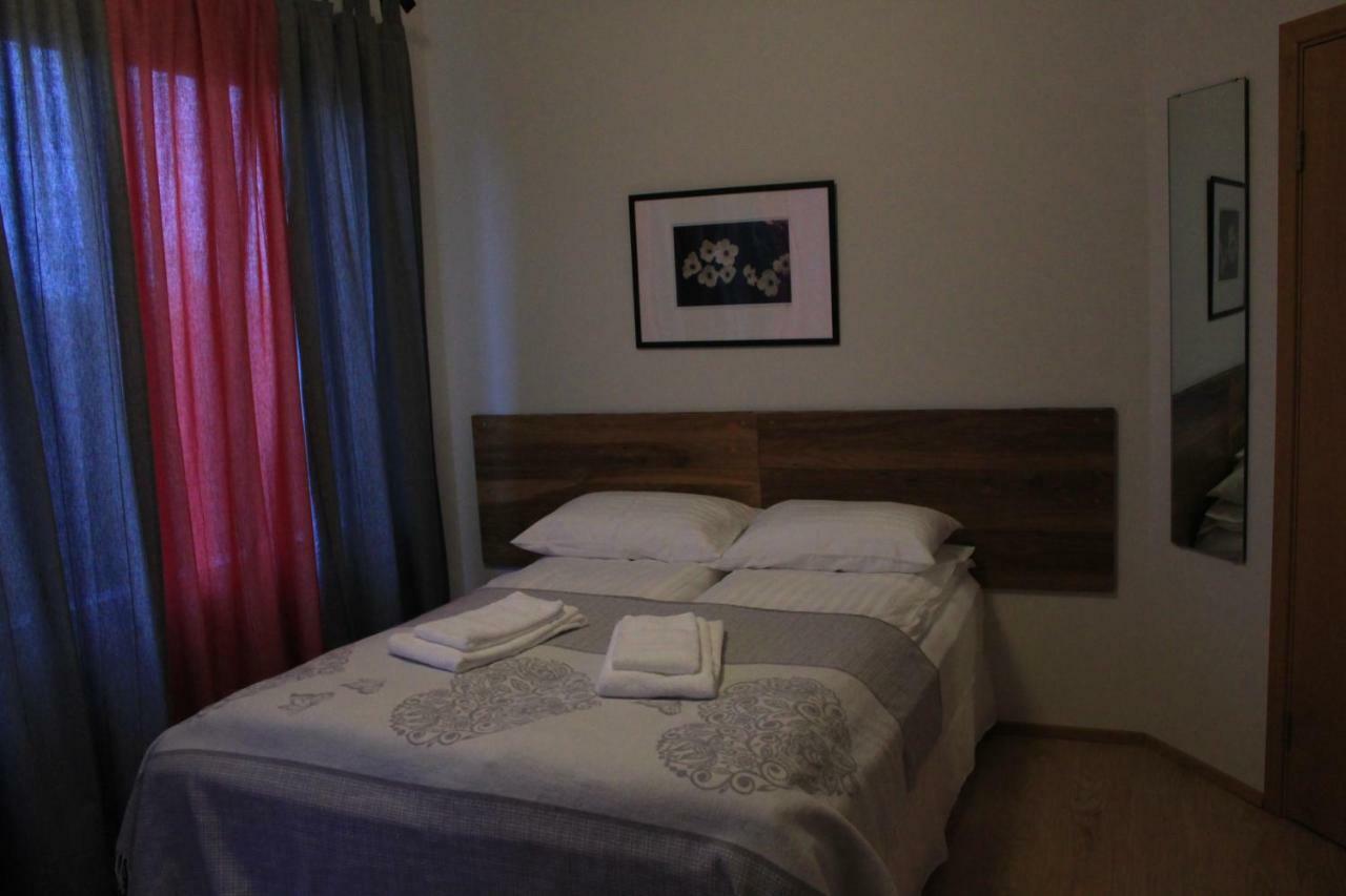 Melas 9 Guesthouse Keflavik Dış mekan fotoğraf